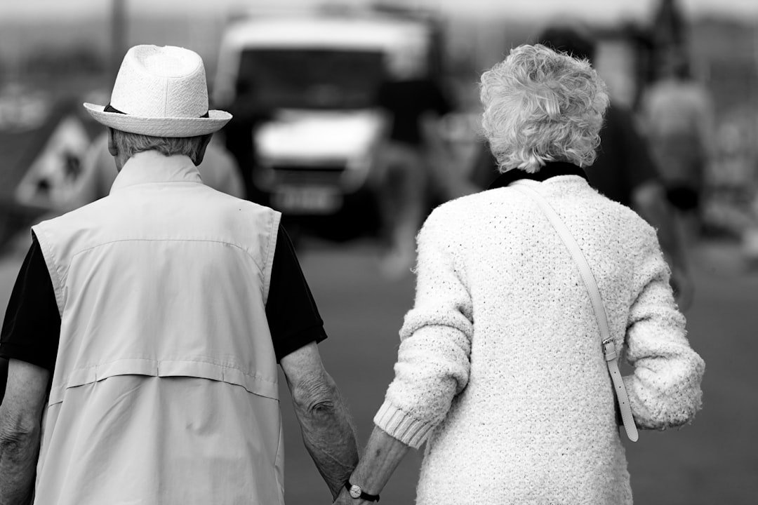 Read more about the article Revolutionizing Senior Living: Real Estate Crowdfunding