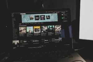Read more about the article Best Crowdfunding Video Editing Software for Beginners