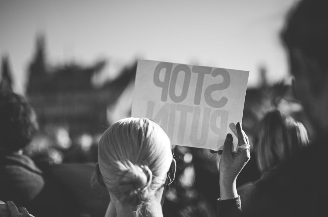 You are currently viewing Maximizing Crowdfunding Success with Before and After Images